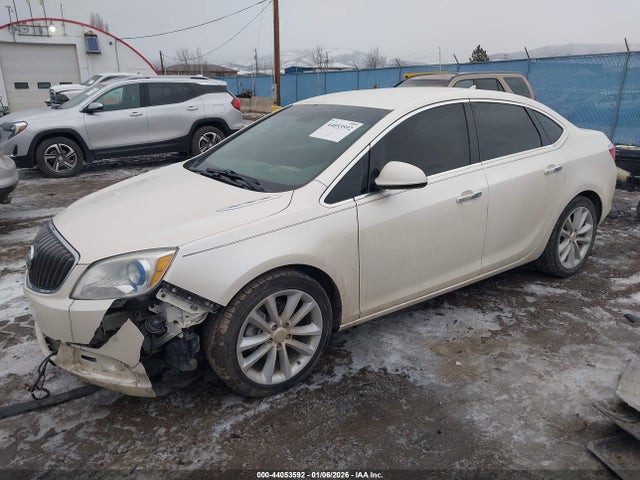 44053592 :رقم المزاد ، 1G4PR5SK9D4175227 vin ، 2013 Buick Verano Convenience Group مزاد بيع