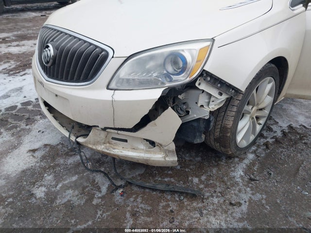 44053592 :رقم المزاد ، 1G4PR5SK9D4175227 vin ، 2013 Buick Verano Convenience Group مزاد بيع