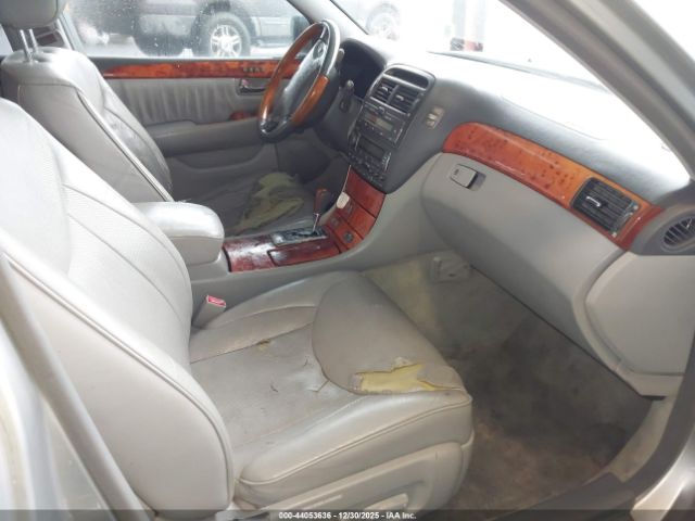 2004 LEXUS LS 430 JTHBN36F840158484 Photo 4