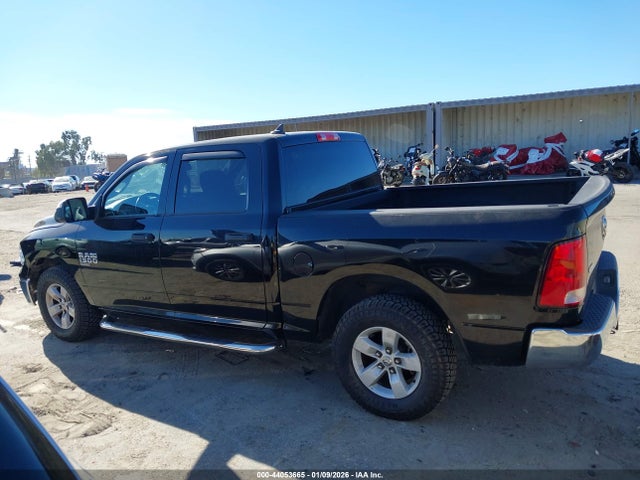 1C6RR6LG5NS192835 RAM 1500 Classic Slt 4x2 5&#039;7 Box