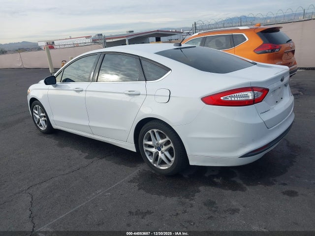 3FA6P0HD9GR218533 Ford FUSION SE