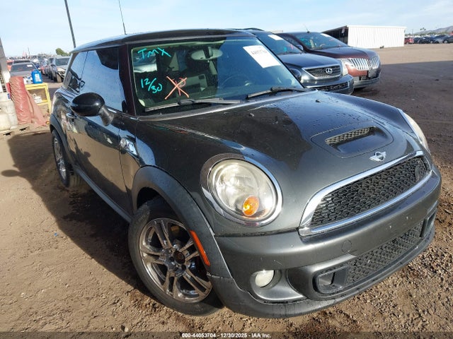 2011 MINI COOPER S WMWSV3C58BTY21249 Photo 0