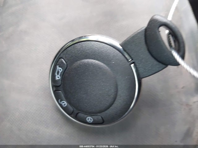 2011 MINI COOPER S WMWSV3C58BTY21249 Photo 10