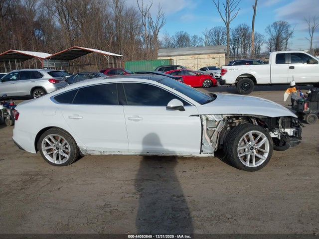 Aukcja sprzedaży 2024 Audi A5 Sportback Premium Plus 45 Tfsi Quattro S Tronic, vin: WAUFACF55RA010765, numer aukcji: 44053845