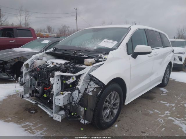 2024 TOYOTA SIENNA 5TDKRKEC5RS195987 Photo 1