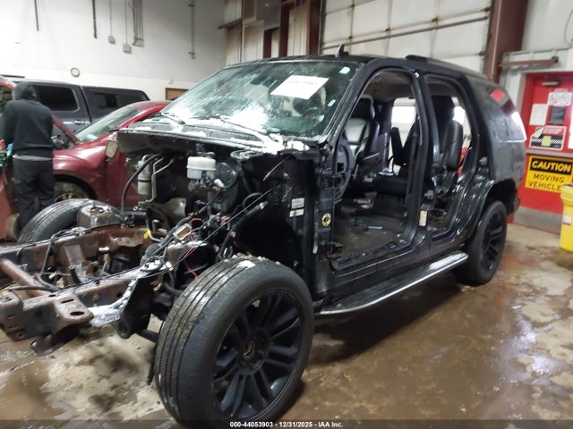 2011 CADILLAC ESCALADE 1GYS4BEF9BR143432 Photo 1