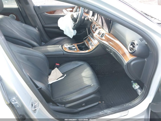 Продажа на аукционе авто 2019 Mercedes-benz E 300 4matic, vin: WDDZF4KB3KA511040, номер лота: 44053931