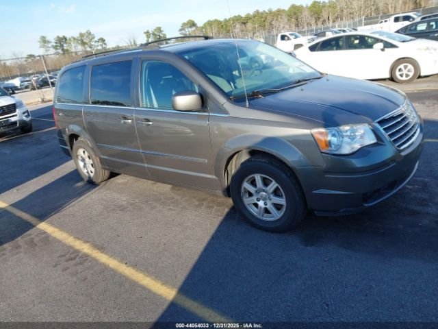 2010 CHRYSLER TOWN & COUNTRY 2A4RR5D15AR381553 Photo 0