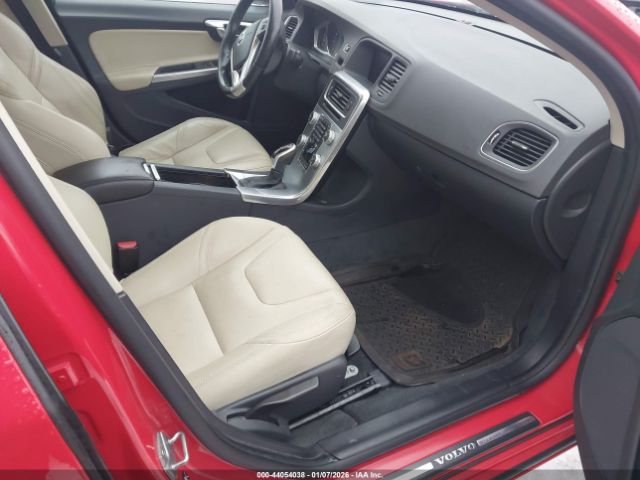 2018 VOLVO S60 YV140MTL9J2459459 Photo 4