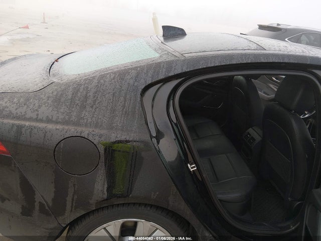 2020 JAGUAR XE SAJAE4FX9LCP62846 Photo 7