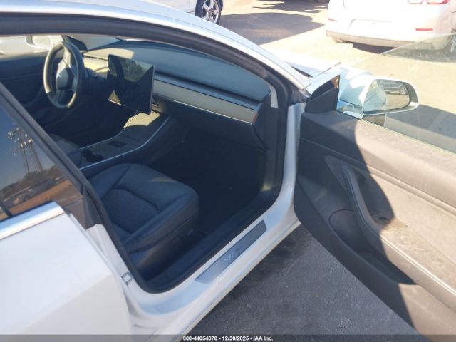 2020 TESLA MODEL 3 5YJ3E1EB4LF629037 Photo 4