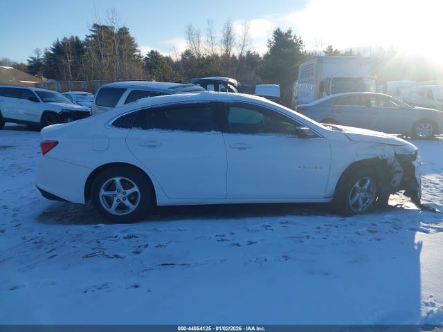 1G1ZB5ST4HF209068 Chevrolet MALIBU LS