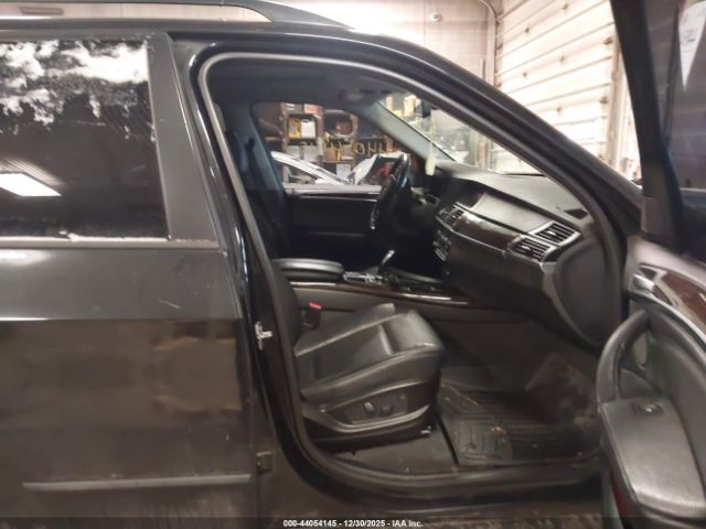 2011 BMW X5 5UXZV4C54BL738830 Photo 4