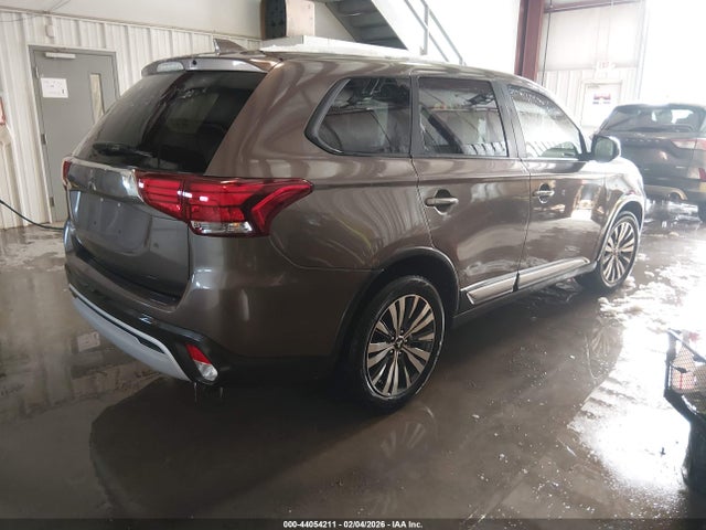 Продаж на аукціоні авто 2020 Mitsubishi Outlander Es 2.4, vin: JA4AD2A31LZ033239, номер лоту: 44054211