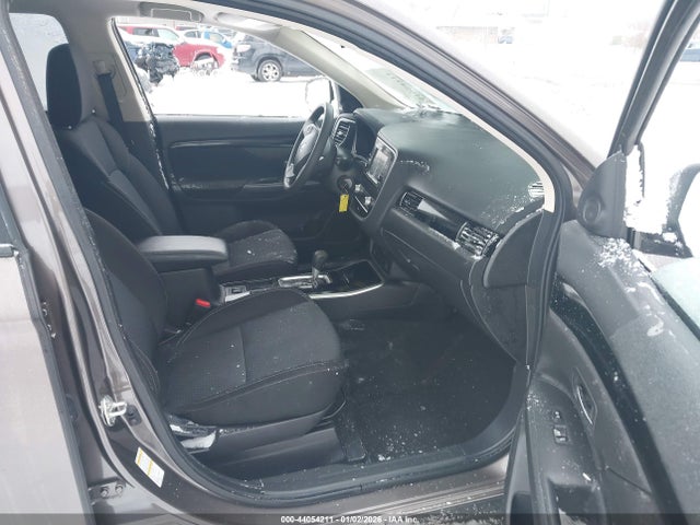 Продаж на аукціоні авто 2020 Mitsubishi Outlander Es 2.4, vin: JA4AD2A31LZ033239, номер лоту: 44054211