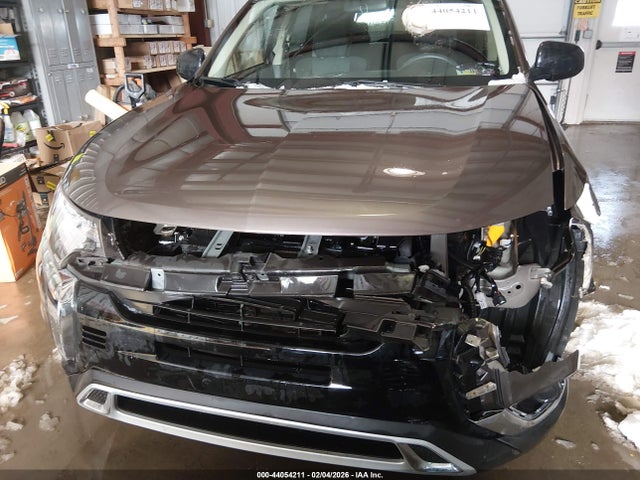 Продаж на аукціоні авто 2020 Mitsubishi Outlander Es 2.4, vin: JA4AD2A31LZ033239, номер лоту: 44054211