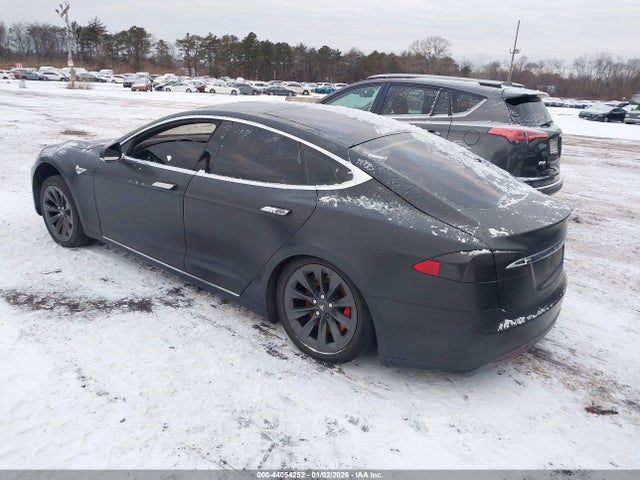 2014 TESLA MODEL S 5YJSA1H28EFP64219 Photo 2
