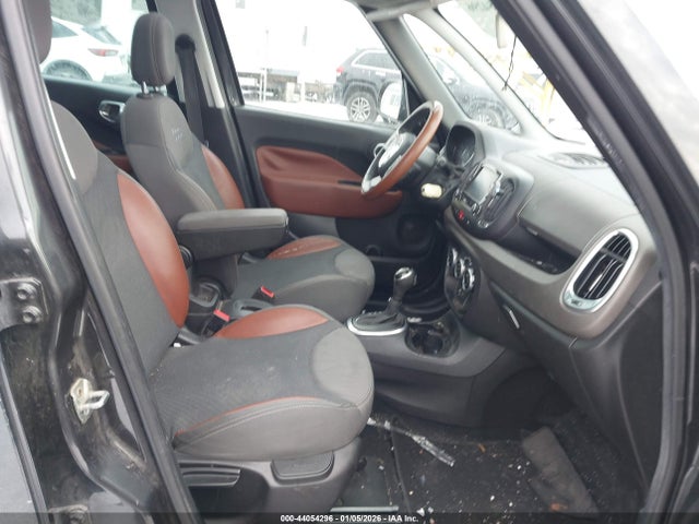 2014 FIAT 500L ZFBCFADH9EZ019086 Photo 4