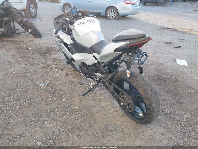 Kawasaki EX500 2025 ML5EXGG10SDA46185 Image 3