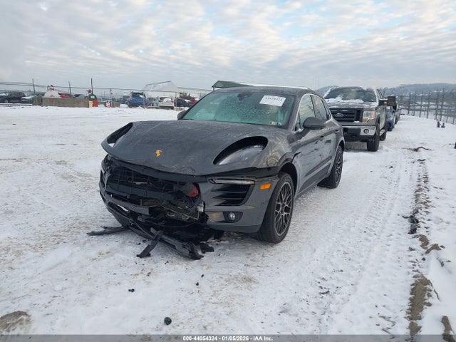2017 PORSCHE MACAN WP1AB2A59HLB19937 Photo 1