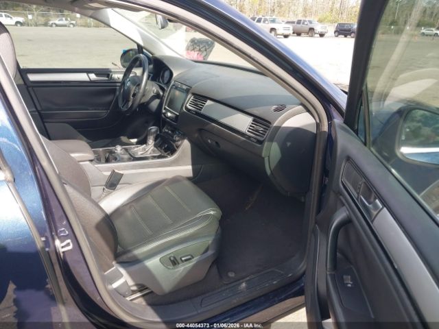 2013 VOLKSWAGEN TOUAREG WVGEP9BP1DD013043 Photo 4