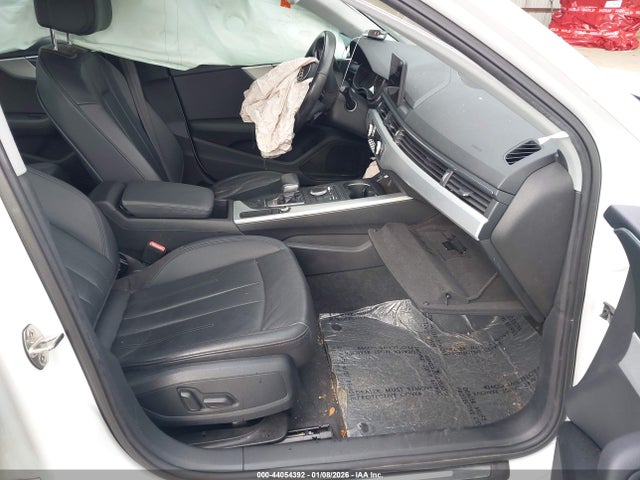 2017 AUDI A4 WAUGNAF48HN053007 Photo 4