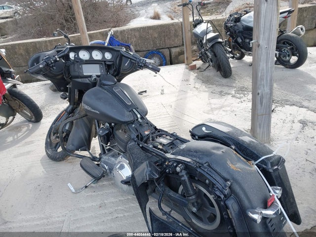 1HD1KBM1XEB711177 Harley-Davidson Flhx Street Glide