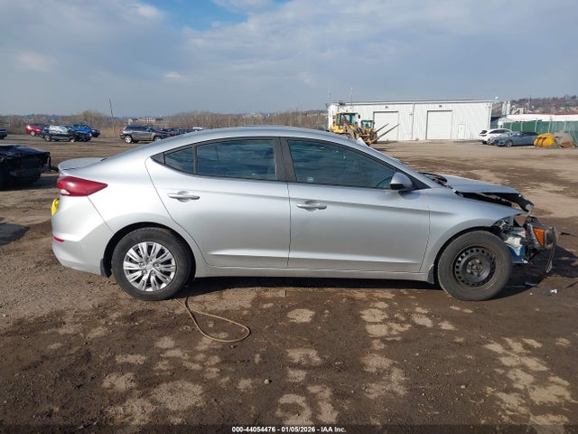 KMHD74LF3JU589068 Hyundai ELANTRA SE