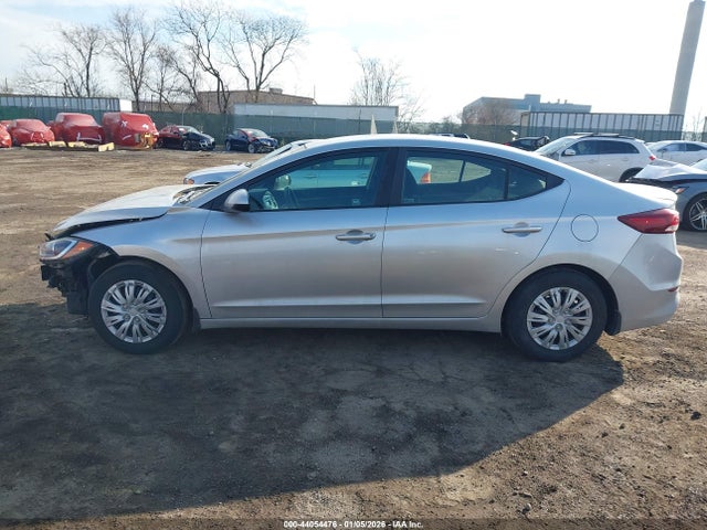 KMHD74LF3JU589068 Hyundai ELANTRA SE