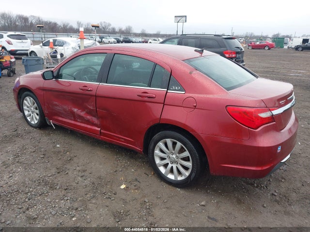 2014 CHRYSLER 200 1C3CCBBB6EN159067 Photo 2