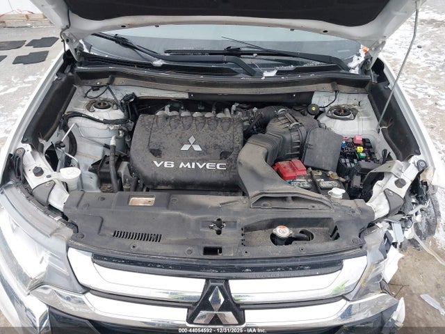 2018 MITSUBISHI OUTLANDER JA4JZ4AX0JZ010919 Photo 9