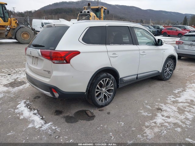 2018 MITSUBISHI OUTLANDER JA4JZ4AX0JZ010919 Photo 3