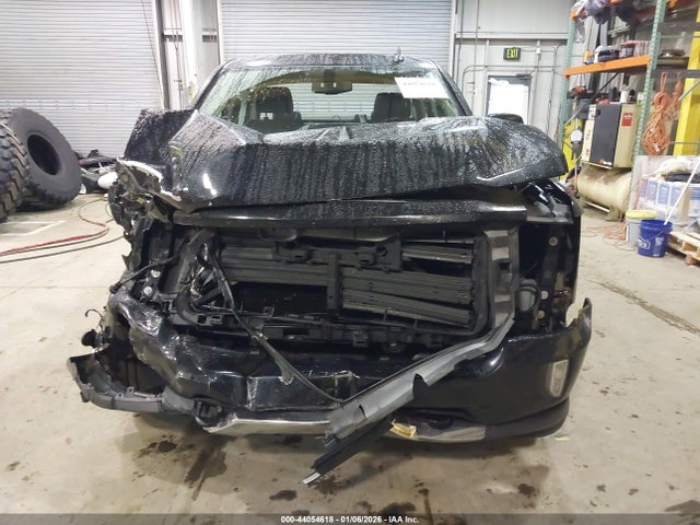 1GCUKREC5HF115317 Chevrolet Silverado 1500 2lt