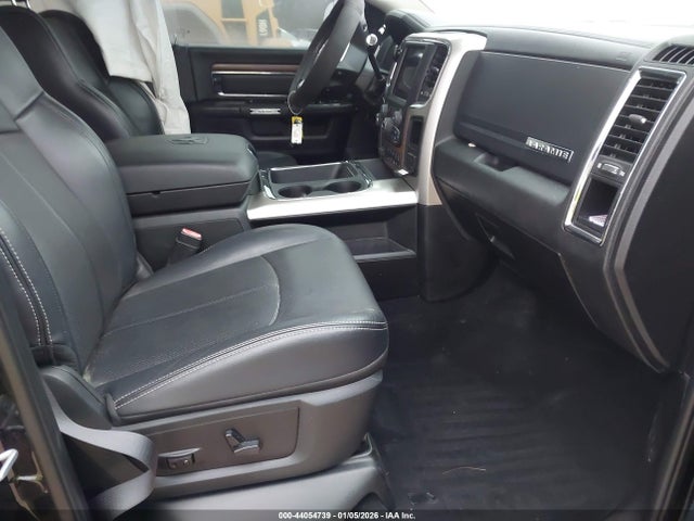 2018 Ram 2500 Laramie  4x4 6'4 Box მანქანა იყიდება აუქციონზე, vin: 3C6UR5FLXJG391491, აუქციონის ნომერი: 44054739