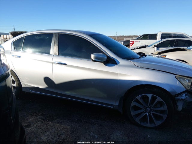 Продажа на аукционе авто 2015 Honda Accord Sport, vin: 1HGCR2F59FA186823, номер лота: 44054741