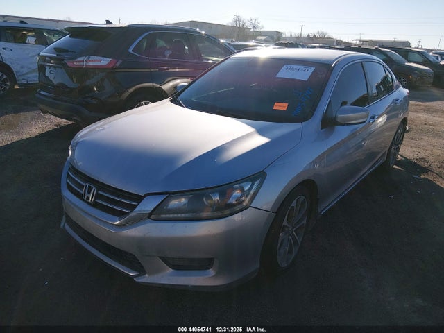 Продажа на аукционе авто 2015 Honda Accord Sport, vin: 1HGCR2F59FA186823, номер лота: 44054741