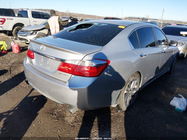 Продажа на аукционе авто 2015 Honda Accord Sport, vin: 1HGCR2F59FA186823, номер лота: 44054741
