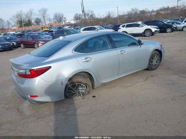 58ABK1GGXHU072862 Lexus ES 350