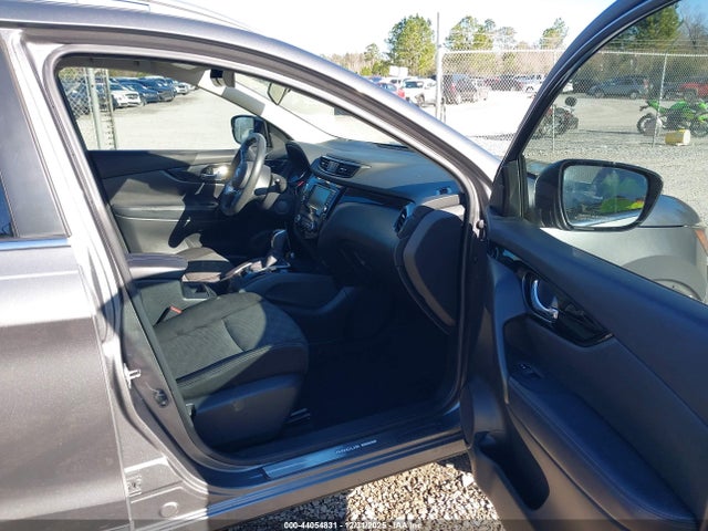 JN1BJ1CP6KW522770 Nissan Rogue Sport Sv