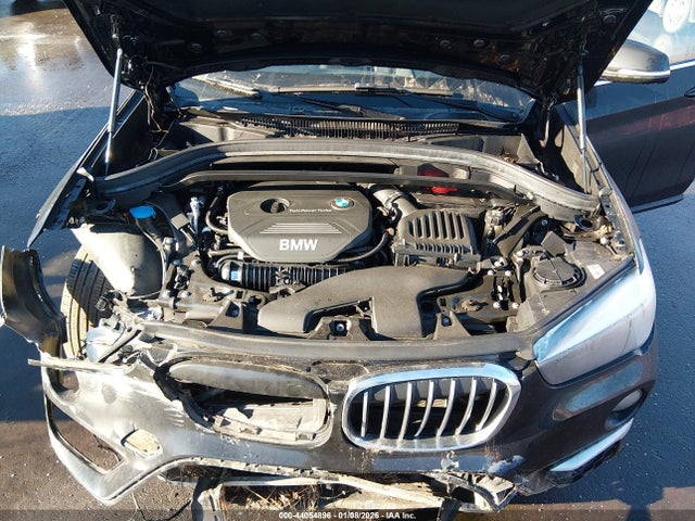 2019 BMW X1 WBXHT3C50K3H36236 Photo 9