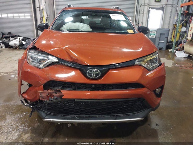 JTMJFREV8GJ066974 Toyota RAV4 SE