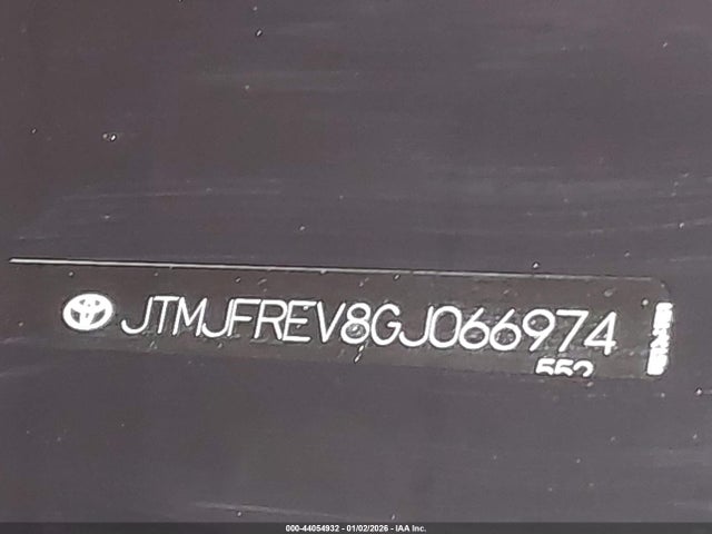 JTMJFREV8GJ066974 Toyota RAV4 SE