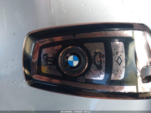 2017 BMW 320I WBA8E1G38HNU17517 Photo 10