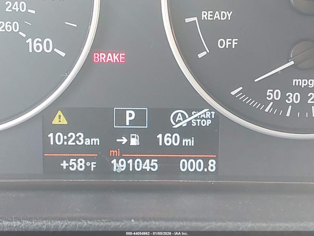 WBA8E1G38HNU17517 BMW 320i