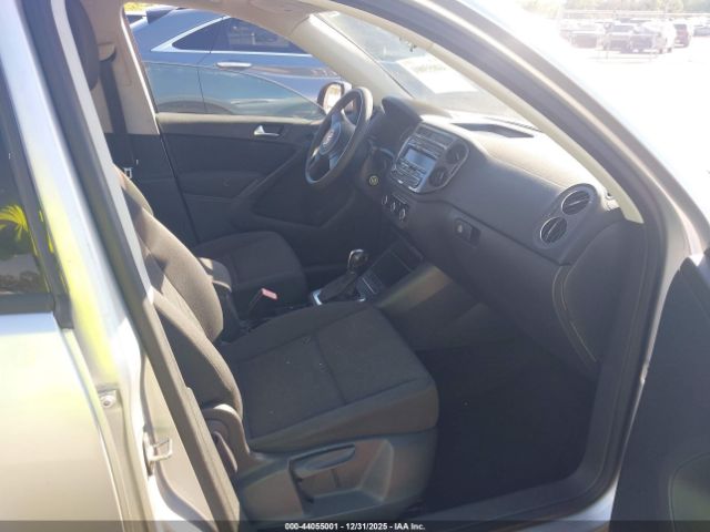 2012 VOLKSWAGEN TIGUAN WVGAV7AX6CW535406 Photo 4