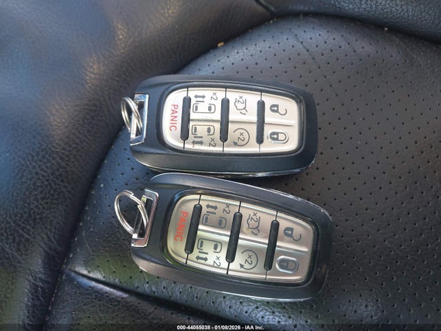 2C4RC1EG5KR635847 Chrysler Pacifica Touring L Plus