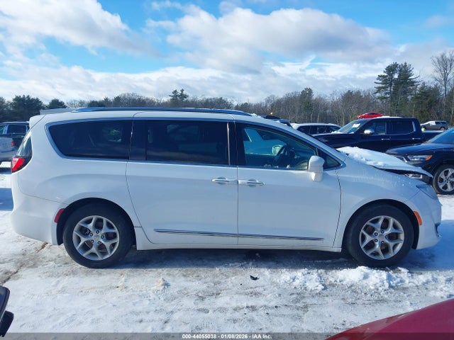 2C4RC1EG5KR635847 Chrysler Pacifica Touring L Plus