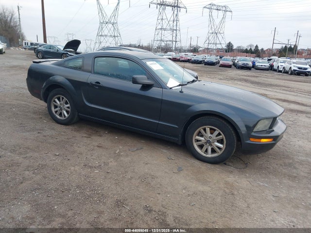 Продажа на аукционе авто 2007 Ford Mustang, vin: 1ZVHT80N375239234, номер лота: 44055045