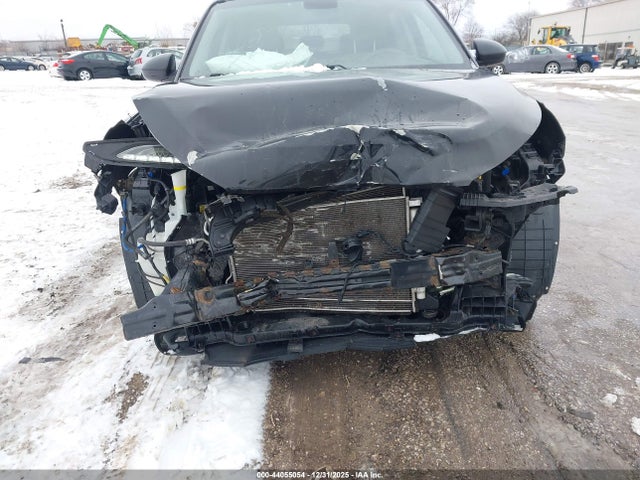 KM8J33A43JU804037 Hyundai TUCSON SEL