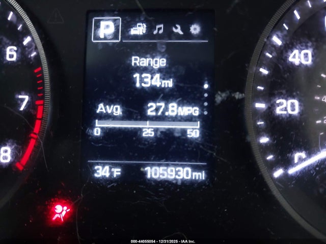 KM8J33A43JU804037 Hyundai TUCSON SEL